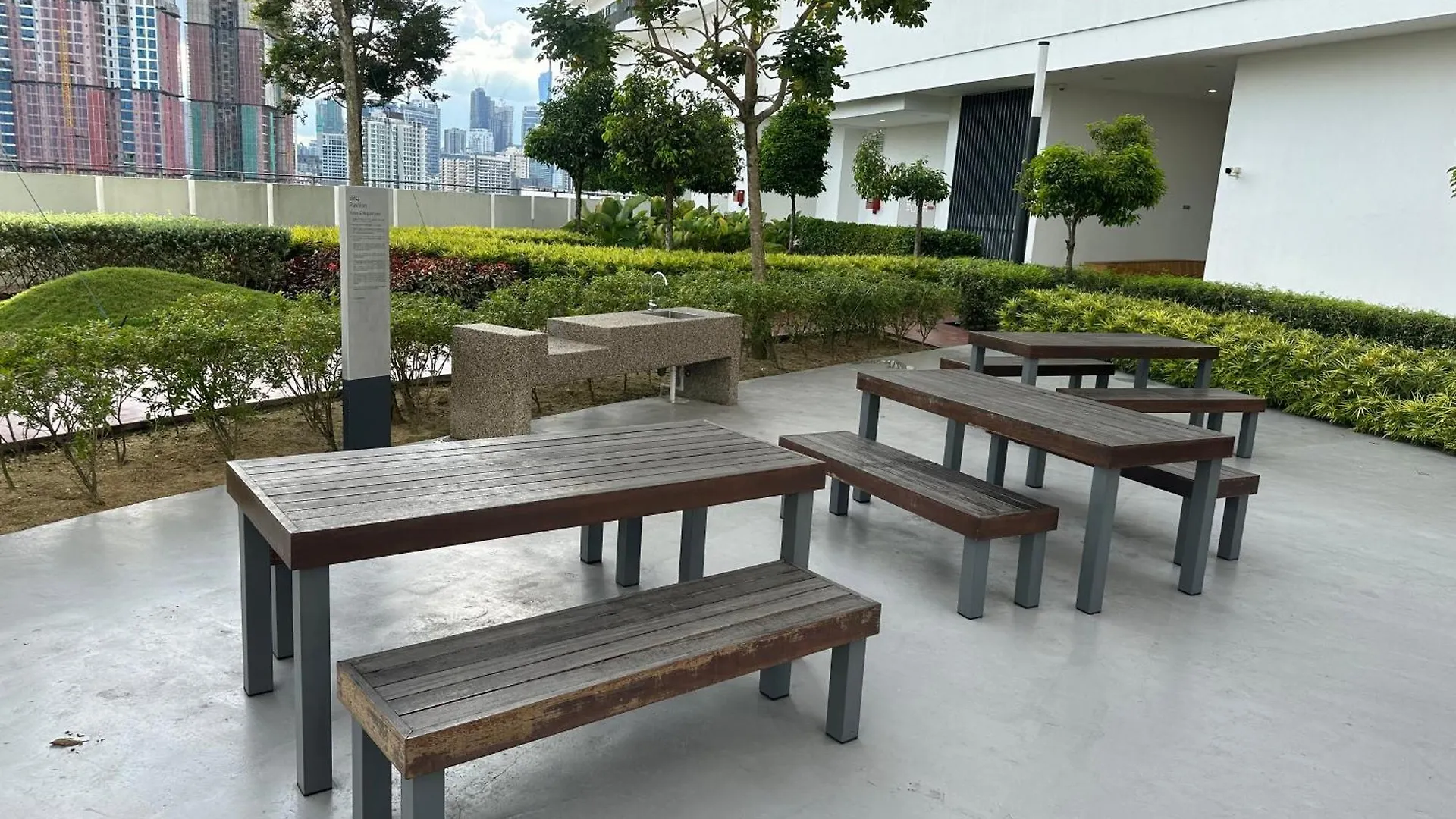 Datum Jelatek Sky Resident Klcc By Deen クアラルンプール